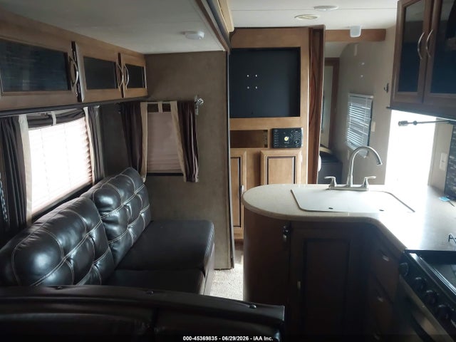 Продажа на аукционе авто 2017 Forest River Wildwood, vin: 4X4TWDF24HA259635, номер лота: 45369835