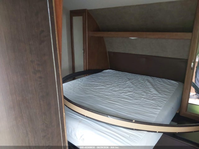 Продажа на аукционе авто 2017 Forest River Wildwood, vin: 4X4TWDF24HA259635, номер лота: 45369835