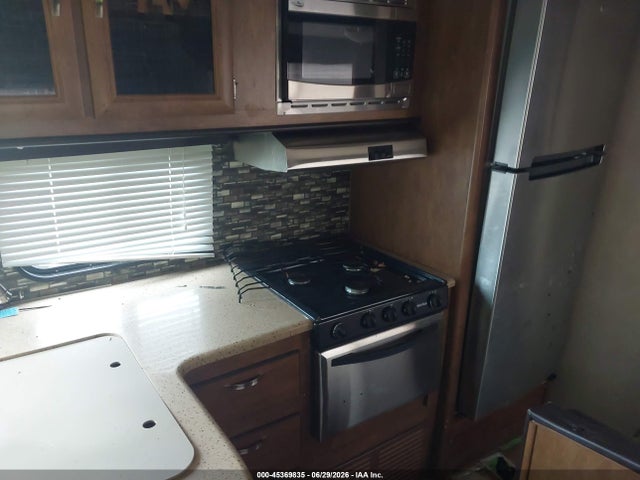 Продажа на аукционе авто 2017 Forest River Wildwood, vin: 4X4TWDF24HA259635, номер лота: 45369835