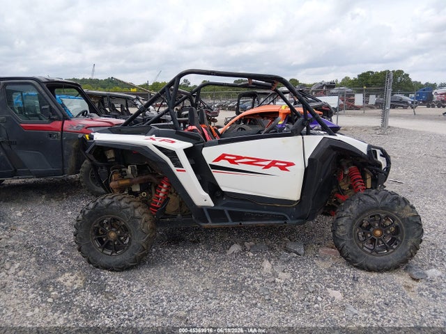2024 Polaris Rzr Xp 1000 Sport მანქანა იყიდება აუქციონზე, vin: 3NSNEE994RF035563, აუქციონის ნომერი: 45369916