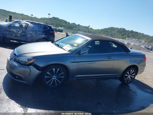 Aukcja sprzedaży 2013 Chrysler 200 S, vin: 1C3BCBGG1DN739227, numer aukcji: 45369919