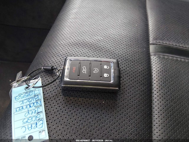 Продаж на аукціоні авто 2025 Jeep Wagoneer Carbide 4x4, vin: 1C4SJVBP1SS537500, номер лоту: 45369927