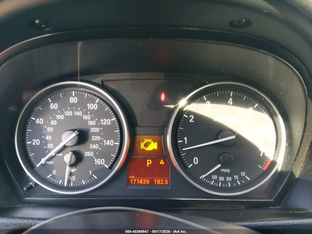 Aukcja sprzedaży 2015 Bmw X1 Xdrive28i, vin: WBAVL1C52FVY34063, numer aukcji: 45369947