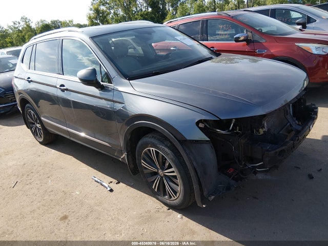 2018 Volkswagen Tiguan 2.0t Se/2.0t Sel მანქანა იყიდება აუქციონზე, vin: 3VV2B7AX4JM030593, აუქციონის ნომერი: 45369976
