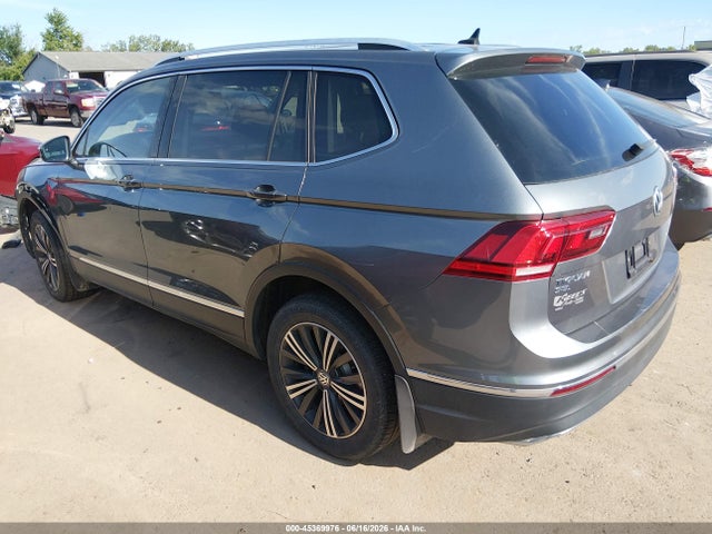 2018 Volkswagen Tiguan 2.0t Se/2.0t Sel მანქანა იყიდება აუქციონზე, vin: 3VV2B7AX4JM030593, აუქციონის ნომერი: 45369976