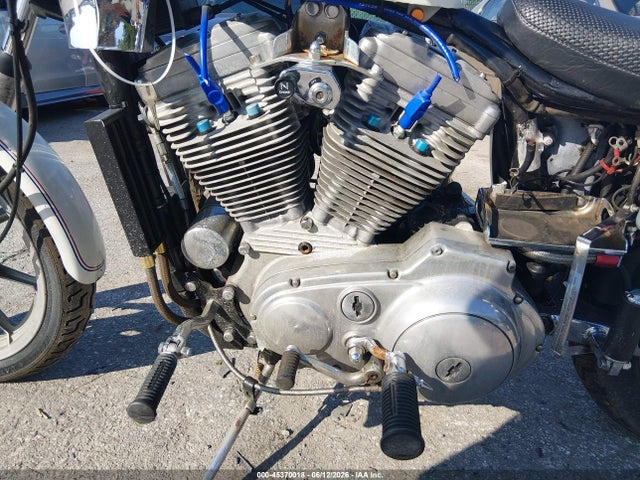 1986 Harley-davidson Xlh883 მანქანა იყიდება აუქციონზე, vin: 1HD4CAM1XGY110405, აუქციონის ნომერი: 45370018