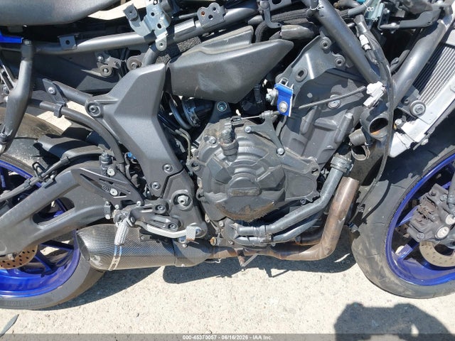 Yamaha Yzfr7 2023 JYARM38Y7PA001461 Image 8