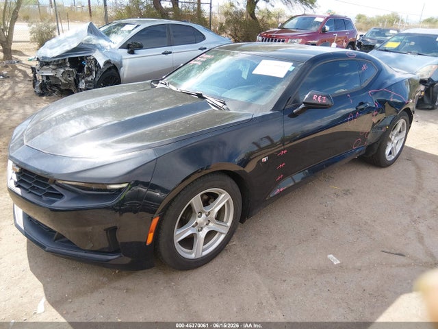 Chevrolet Camaro 1lt 2019 1G1FB1RX0K0133105 Image 2