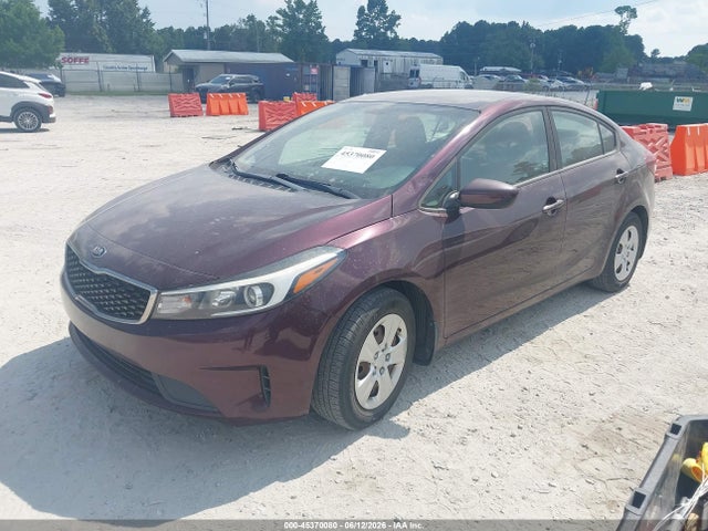 45370080 :رقم المزاد ، 3KPFL4A75JE201163 vin ، 2018 Kia Forte Lx مزاد بيع