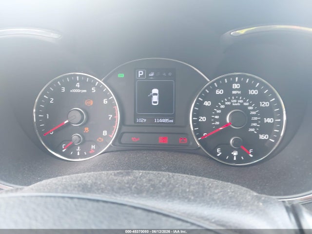 45370080 :رقم المزاد ، 3KPFL4A75JE201163 vin ، 2018 Kia Forte Lx مزاد بيع