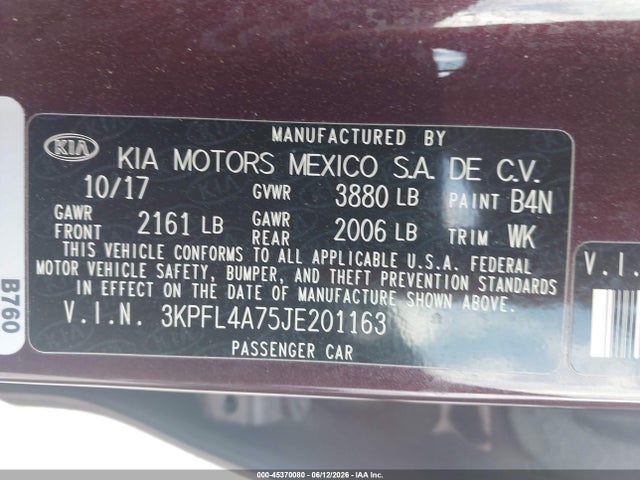 45370080 :رقم المزاد ، 3KPFL4A75JE201163 vin ، 2018 Kia Forte Lx مزاد بيع