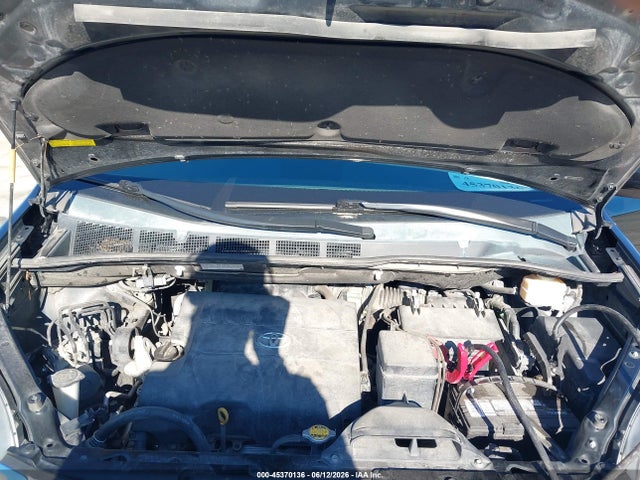 2012 Toyota Sienna Xle V6 8 Passenger მანქანა იყიდება აუქციონზე, vin: 5TDYK3DC8CS256617, აუქციონის ნომერი: 45370136