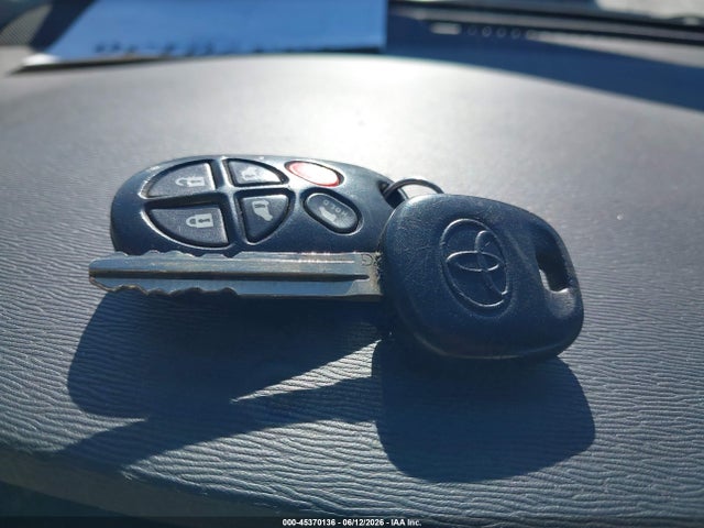 2012 Toyota Sienna Xle V6 8 Passenger მანქანა იყიდება აუქციონზე, vin: 5TDYK3DC8CS256617, აუქციონის ნომერი: 45370136