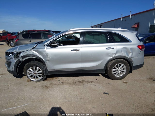 KIA Sorento 3.3l Lx 2018 5XYPGDA59JG381936 Image 14