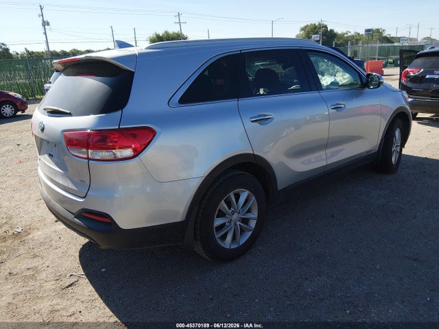 KIA Sorento 3.3l Lx 2018 5XYPGDA59JG381936 Image 4