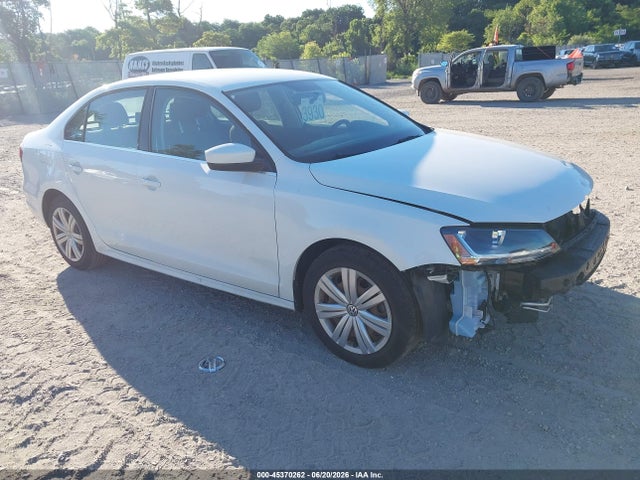Продажа на аукционе авто 2017 Volkswagen Jetta 1.4t S, vin: 3VW2B7AJ7HM325981, номер лота: 45370262