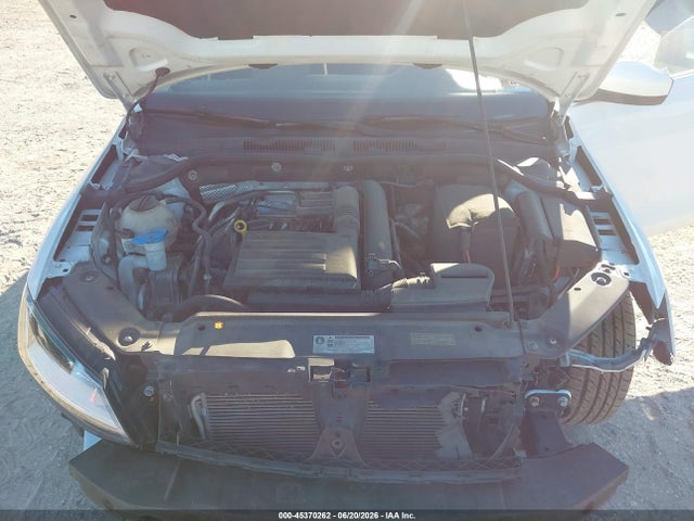 Продажа на аукционе авто 2017 Volkswagen Jetta 1.4t S, vin: 3VW2B7AJ7HM325981, номер лота: 45370262
