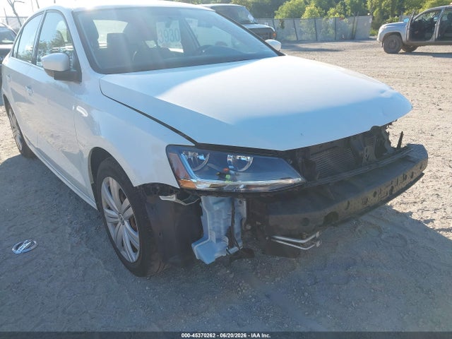 Продажа на аукционе авто 2017 Volkswagen Jetta 1.4t S, vin: 3VW2B7AJ7HM325981, номер лота: 45370262