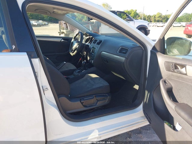 Продажа на аукционе авто 2017 Volkswagen Jetta 1.4t S, vin: 3VW2B7AJ7HM325981, номер лота: 45370262