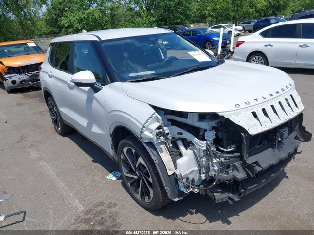 45370275 :رقم المزاد ، JA4J4VA85RZ008009 vin ، 2024 Mitsubishi Outlander Se 2.5 S-awc مزاد بيع