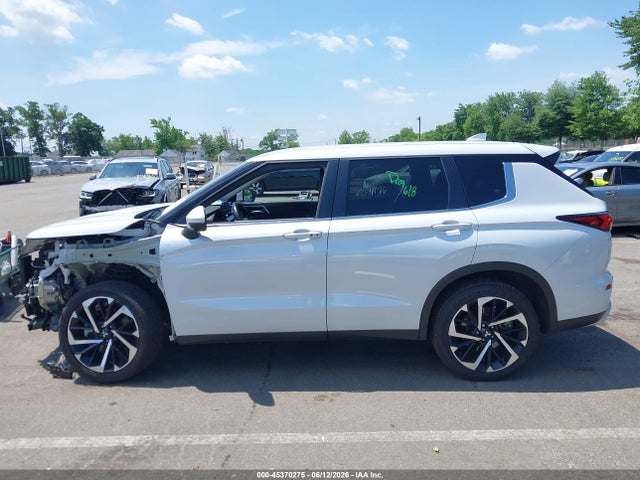 Продаж на аукціоні авто 2024 Mitsubishi Outlander Se 2.5 S-awc, vin: JA4J4VA85RZ008009, номер лоту: 45370275