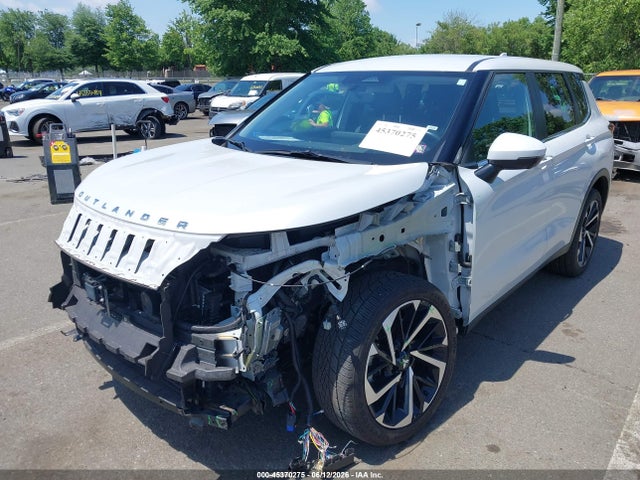Продаж на аукціоні авто 2024 Mitsubishi Outlander Se 2.5 S-awc, vin: JA4J4VA85RZ008009, номер лоту: 45370275