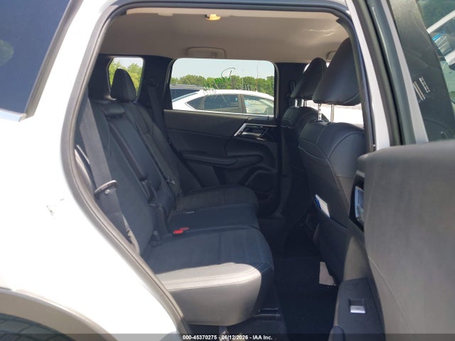 Продаж на аукціоні авто 2024 Mitsubishi Outlander Se 2.5 S-awc, vin: JA4J4VA85RZ008009, номер лоту: 45370275