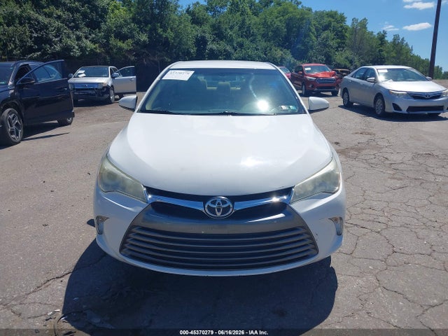 4T1BF1FK1HU315881 Toyota CAMRY LE
