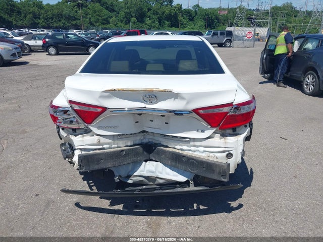 4T1BF1FK1HU315881 Toyota CAMRY LE