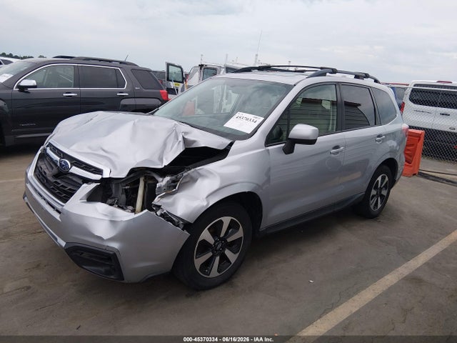 45370334 :رقم المزاد ، JF2SJAECXHH405750 vin ، 2017 Subaru Forester 2.5i Premium مزاد بيع