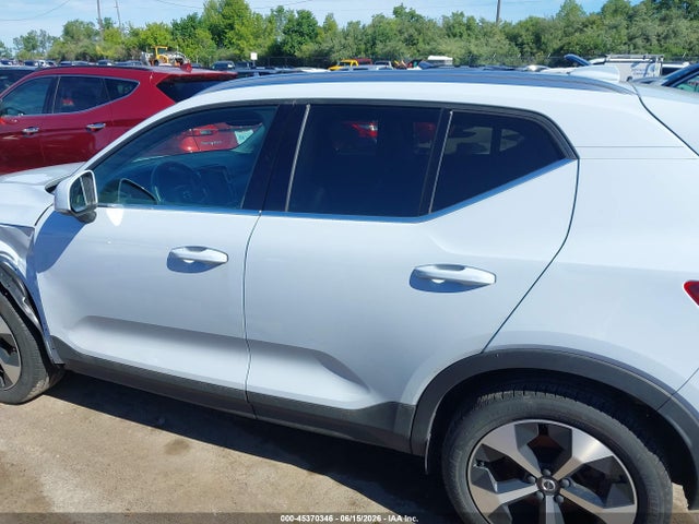 45370346 :رقم المزاد ، YV4L12UK0R2311735 vin ، 2024 Volvo Xc40 B5 Core Bright Theme مزاد بيع