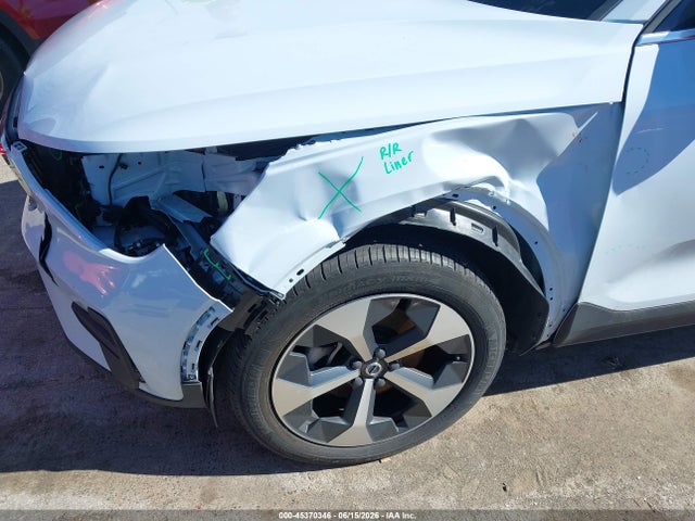 45370346 :رقم المزاد ، YV4L12UK0R2311735 vin ، 2024 Volvo Xc40 B5 Core Bright Theme مزاد بيع