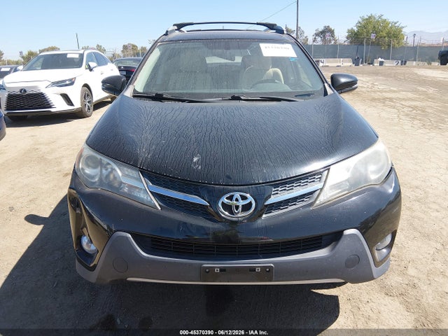 2T3WFREV3EW099398 Toyota Rav4 Xle