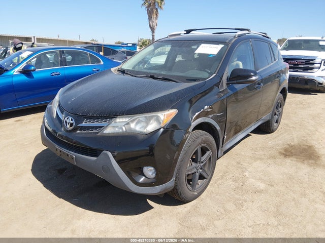 2T3WFREV3EW099398 Toyota Rav4 Xle