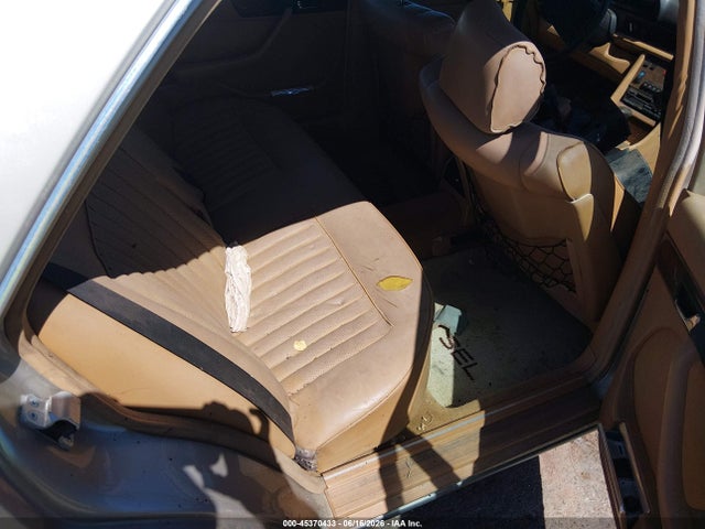 1987 Mercedes-benz 420 Sel მანქანა იყიდება აუქციონზე, vin: WDBCA35D8HA284649, აუქციონის ნომერი: 45370433