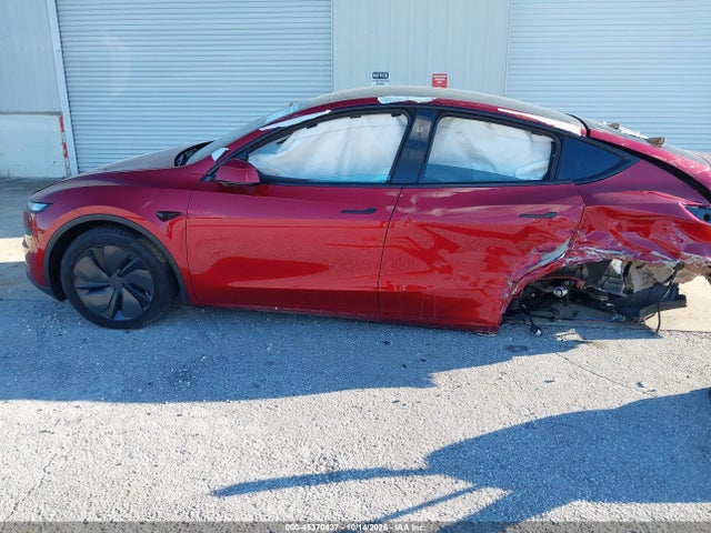 7SAYGDED1TA609394 Tesla Model Y Premium Rear-wheel Drive/rear-wheel Drive