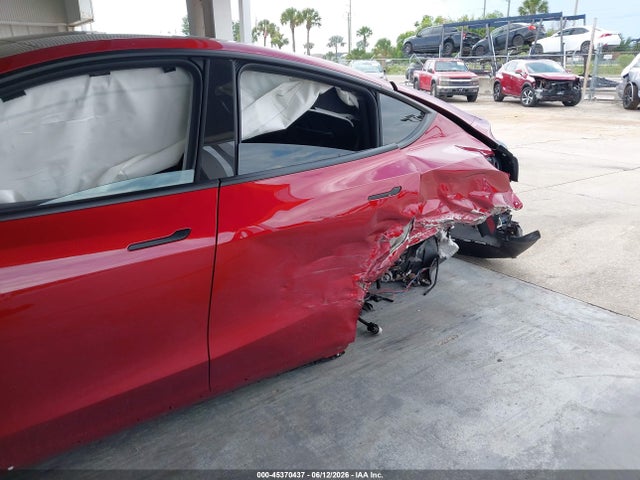 7SAYGDED1TA609394 Tesla Model Y Premium Rear-wheel Drive/rear-wheel Drive