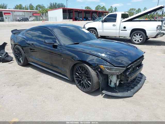 45370469 :رقم المزاد ، 1FA6P8CF2H5322664 vin ، 2017 Ford Mustang Gt Premium مزاد بيع