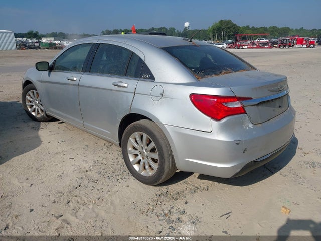 2012 Chrysler 200 Touring მანქანა იყიდება აუქციონზე, vin: 1C3CCBBB8CN288781, აუქციონის ნომერი: 45370520