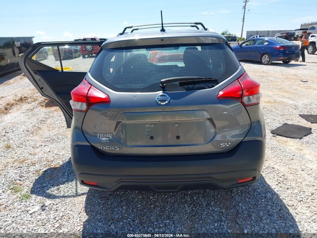 45370545 :رقم المزاد ، 3N1CP5CU8KL529919 vin ، 2019 Nissan Kicks Sv مزاد بيع