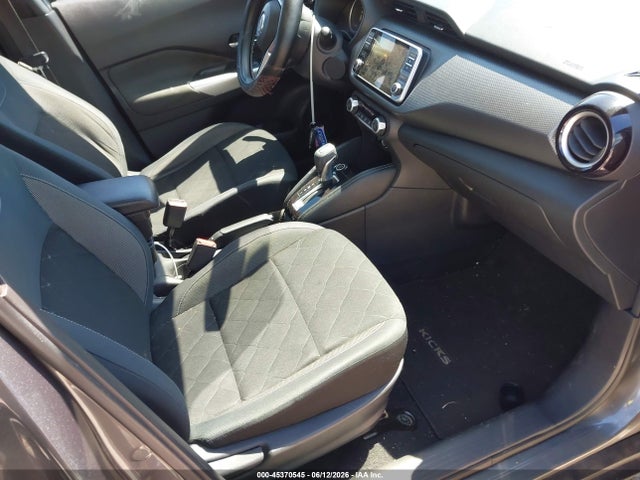 45370545 :رقم المزاد ، 3N1CP5CU8KL529919 vin ، 2019 Nissan Kicks Sv مزاد بيع