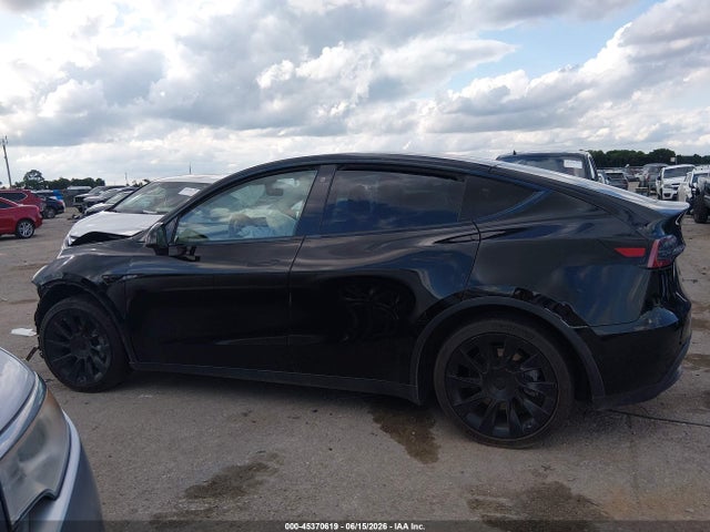 7SAYGAEE8NF365837 Tesla Model Y Long Range Dual Motor All-wheel Drive