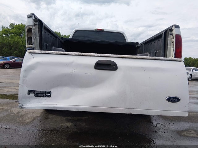 2003 Ford F-250 Lariat/xl/xlt მანქანა იყიდება აუქციონზე, vin: 1FTNX21L83EB76257, აუქციონის ნომერი: 45370664