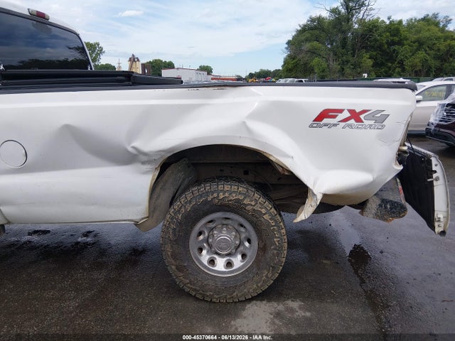 2003 Ford F-250 Lariat/xl/xlt მანქანა იყიდება აუქციონზე, vin: 1FTNX21L83EB76257, აუქციონის ნომერი: 45370664