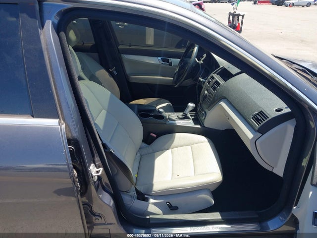 45370692 :رقم المزاد ، WDDGF5EBXBR172920 vin ، 2011 Mercedes-benz C 300 Sport مزاد بيع