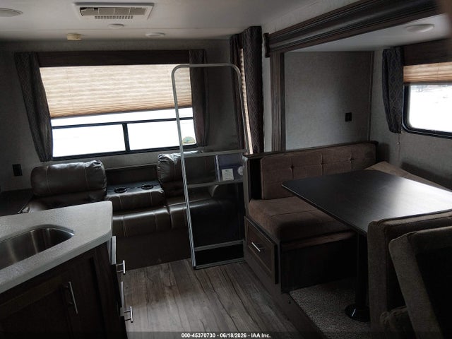 Продажа на аукционе авто 2019 Forest River Cherokee Grey Wolf S, vin: 4X4TCKY23KK054514, номер лота: 45370730