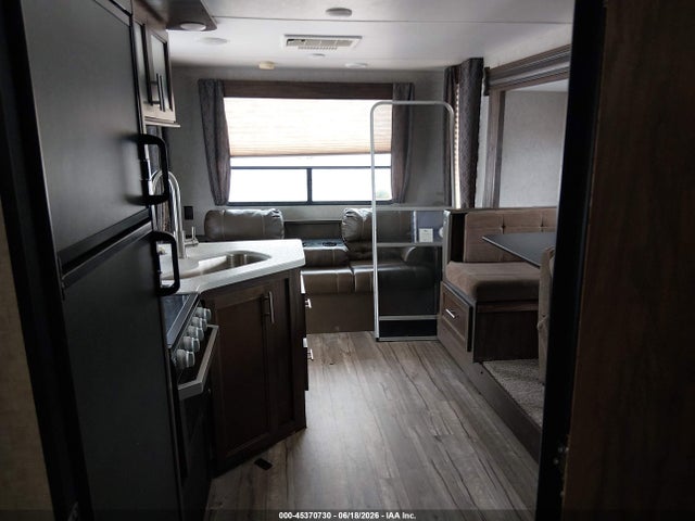 Продажа на аукционе авто 2019 Forest River Cherokee Grey Wolf S, vin: 4X4TCKY23KK054514, номер лота: 45370730