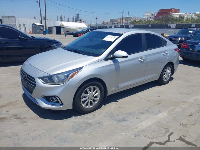 Hyundai Accent Sel 2018 3KPC24A36JE021791 Image 2
