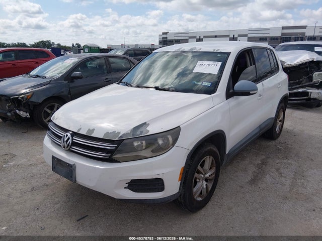 2012 Volkswagen Tiguan S მანქანა იყიდება აუქციონზე, vin: WVGAV7AX0CW561211, აუქციონის ნომერი: 45370753