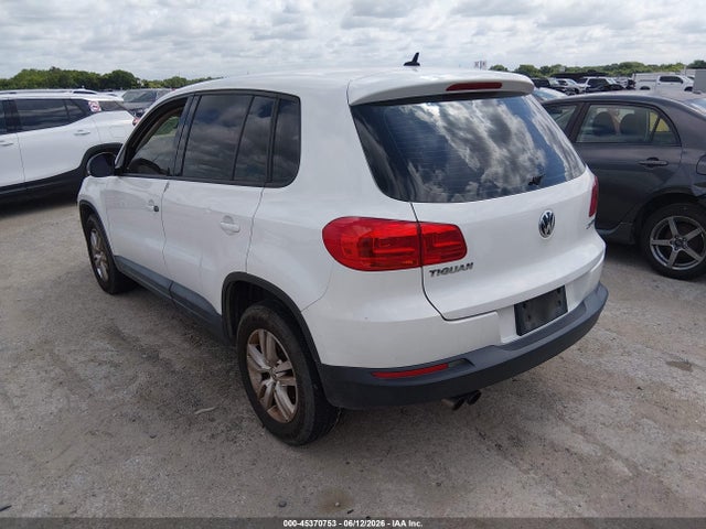 2012 Volkswagen Tiguan S მანქანა იყიდება აუქციონზე, vin: WVGAV7AX0CW561211, აუქციონის ნომერი: 45370753